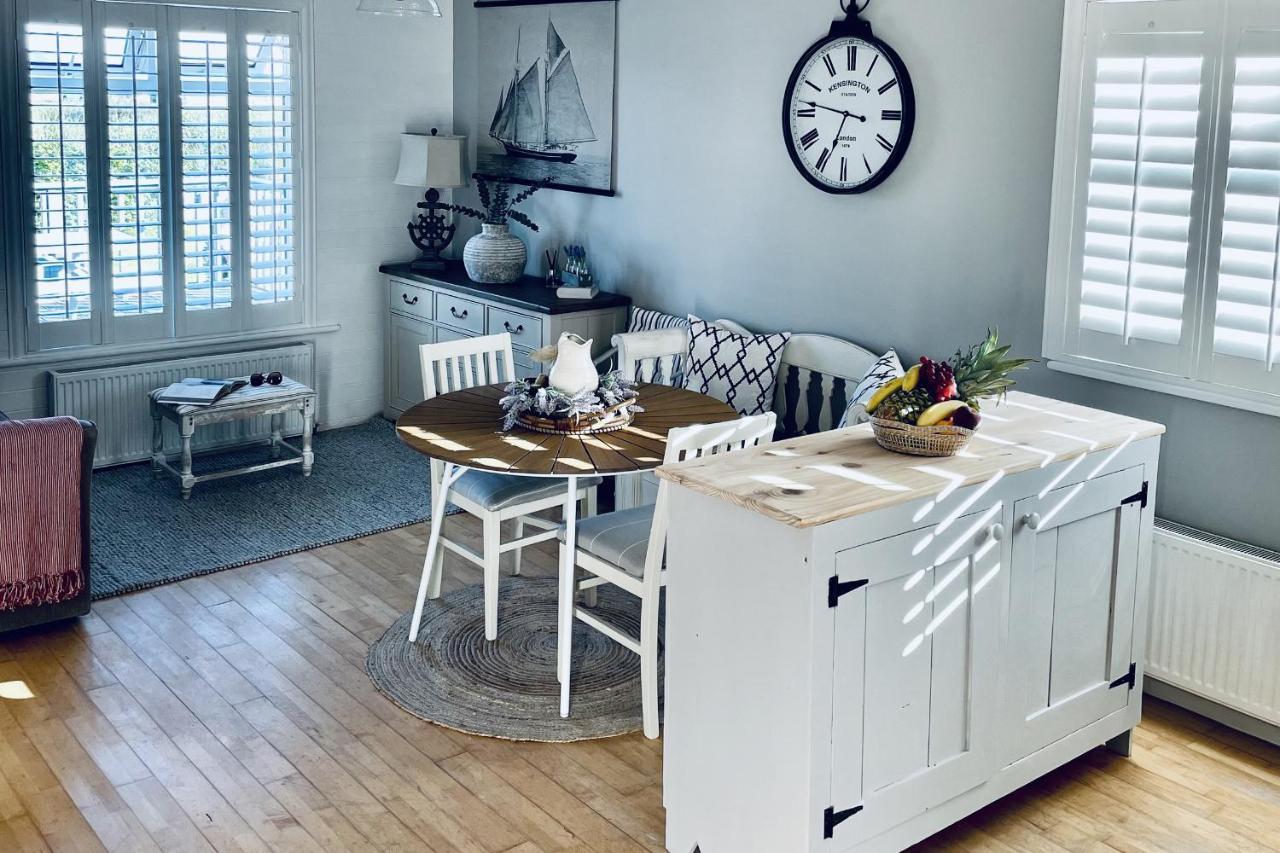 Wavecrest Holiday Cottage By Trident Holiday Homes Garryvoe Eksteriør billede